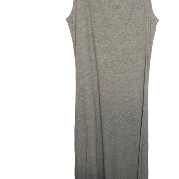 Gray Maxi dress size large soft scoop neck maxi dress slim to full with stretch - Picture 9 of 10